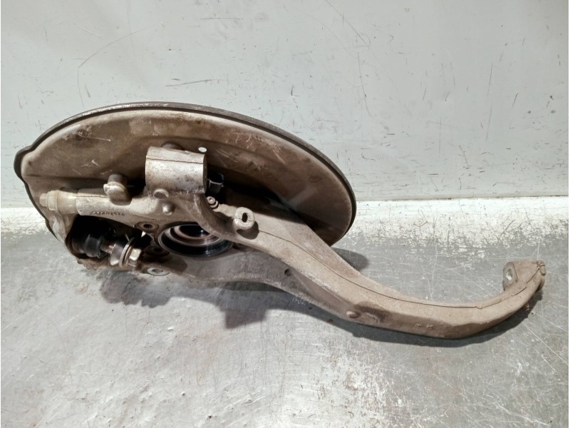 Recambio de mangueta delantera izquierda para volvo v60 familiar referencia OEM IAM 31476315  