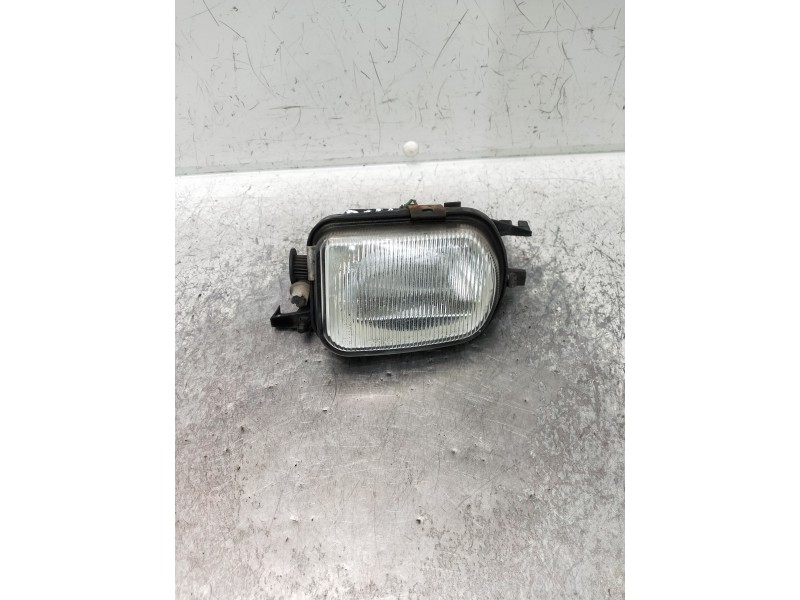 Recambio de faro antiniebla derecho para mercedes clase c (w203) sportcoupe referencia OEM IAM   