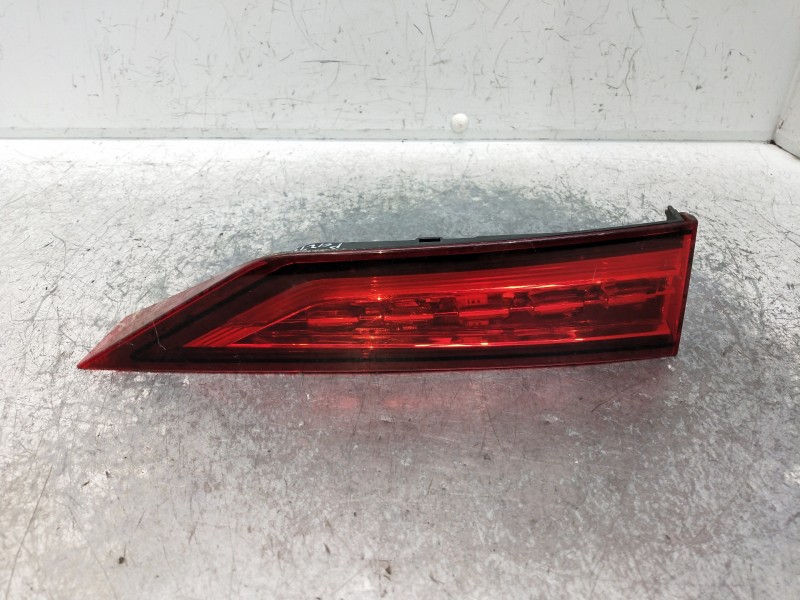 Recambio de piloto trasero izquierdo interior para volvo v60 familiar referencia OEM IAM   