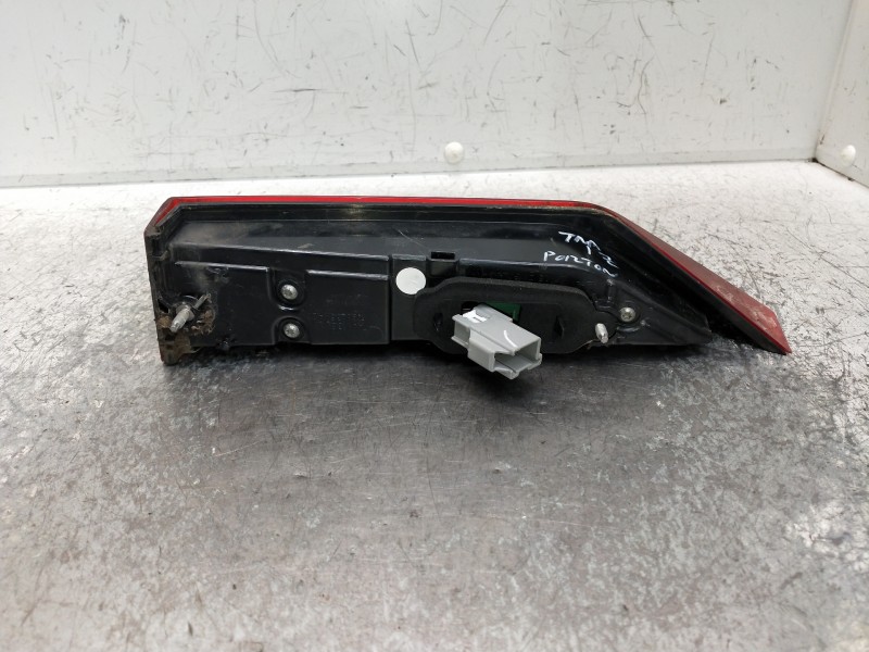 Recambio de piloto trasero izquierdo interior para volvo v60 familiar referencia OEM IAM   