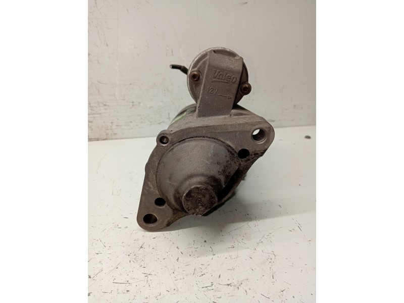 Recambio de motor arranque para dacia sandero referencia OEM IAM 8200369521E  