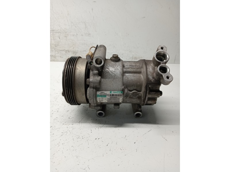Recambio de compresor aire acondicionado para dacia sandero referencia OEM IAM SD6V121911 8200840899 