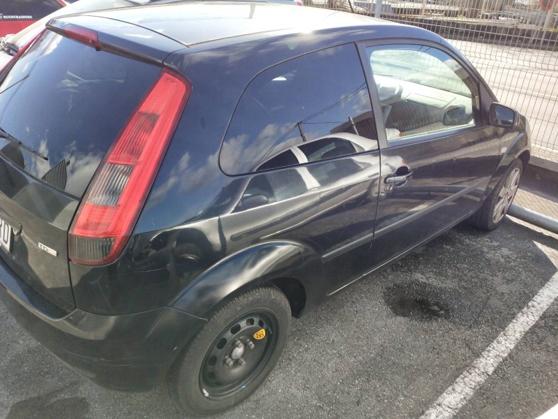 ford fiesta (cbk) del año 2005