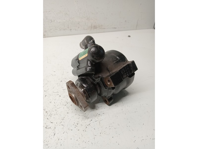 Recambio de bomba direccion para dacia sandero referencia OEM IAM 7700419118 8200886459B 