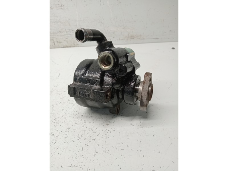 Recambio de bomba direccion para dacia sandero referencia OEM IAM 7700419118 8200886459B 