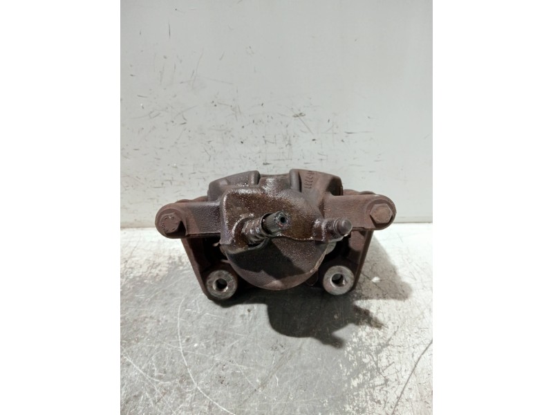 Recambio de pinza freno delantera derecha para renault clio iii referencia OEM IAM 8864D  