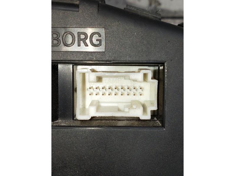 Recambio de cuadro instrumentos para volkswagen crafter combi (2e) referencia OEM IAM 2E0920841S 9064467921 