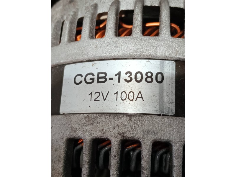 Recambio de alternador para toyota auris referencia OEM IAM CGB13080  