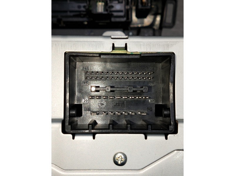 Recambio de sistema audio / radio cd para opel zafira tourer referencia OEM IAM   