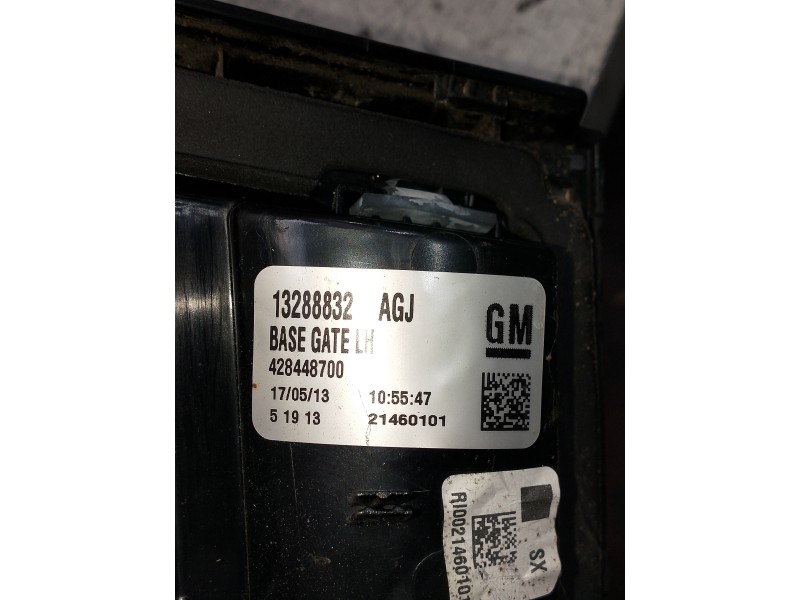 Recambio de piloto trasero izquierdo interior para opel zafira tourer referencia OEM IAM 13288832  