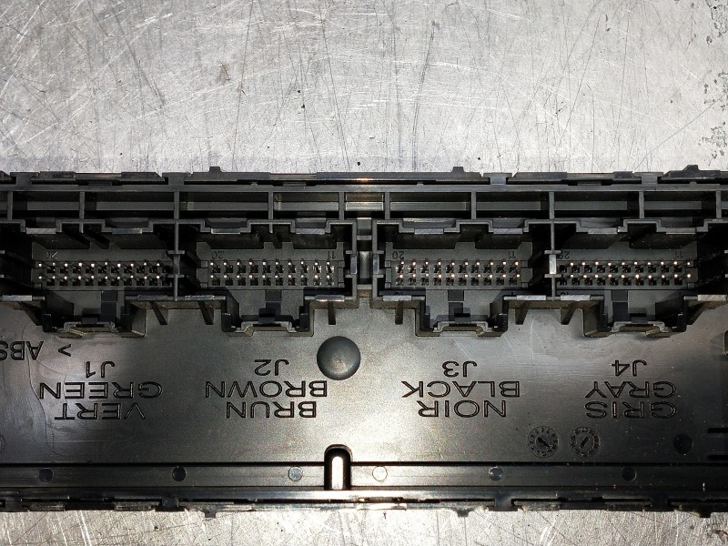 Recambio de modulo electronico para opel zafira tourer referencia OEM IAM 90151742  