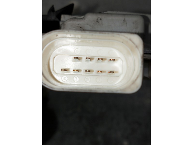 Recambio de motor cierre centralizado delantero izquierdo para audi a4 ber. (b8) referencia OEM IAM 8J1837015A  