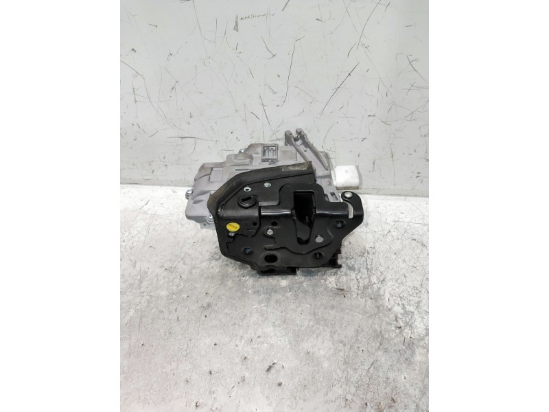 Recambio de motor cierre centralizado trasero izquierdo para audi a4 ber. (b8) referencia OEM IAM   5P