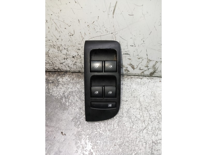 Recambio de mando elevalunas delantero izquierdo para opel zafira tourer referencia OEM IAM 13305011 251869 
