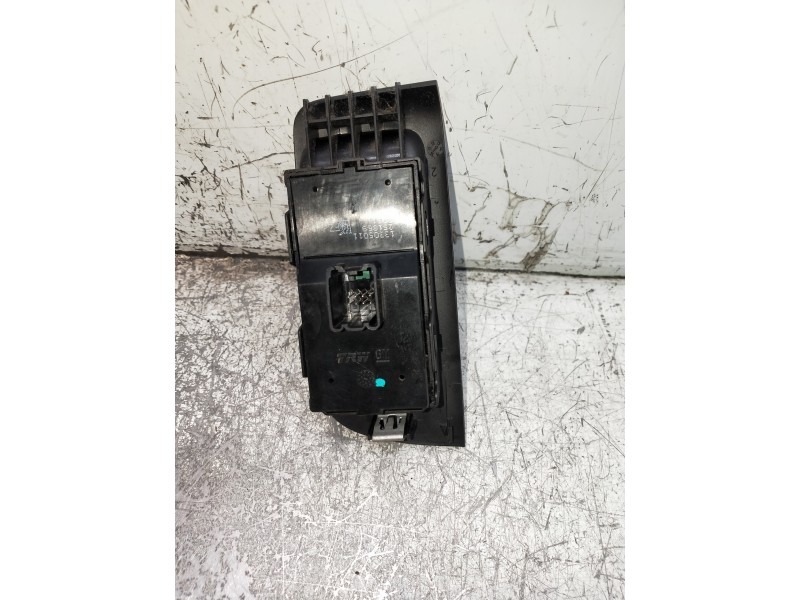 Recambio de mando elevalunas delantero izquierdo para opel zafira tourer referencia OEM IAM 13305011 251869 
