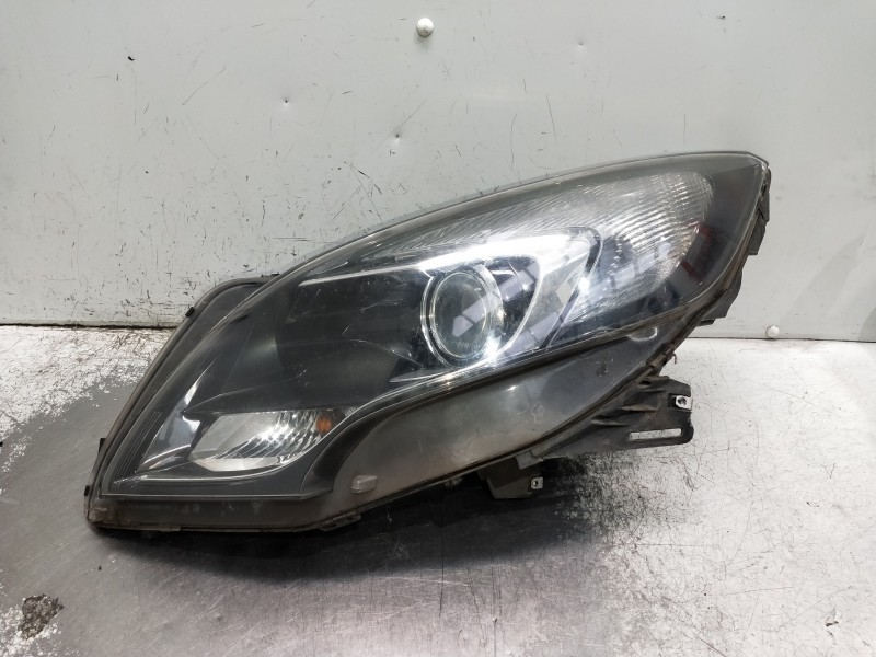 Recambio de faro izquierdo para opel zafira tourer referencia OEM IAM 13399858 030126320100 