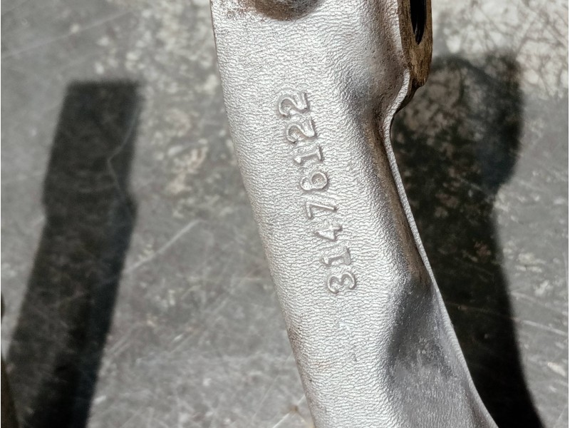 Recambio de amortiguador delantero izquierdo para volvo v60 familiar referencia OEM IAM 31476122  