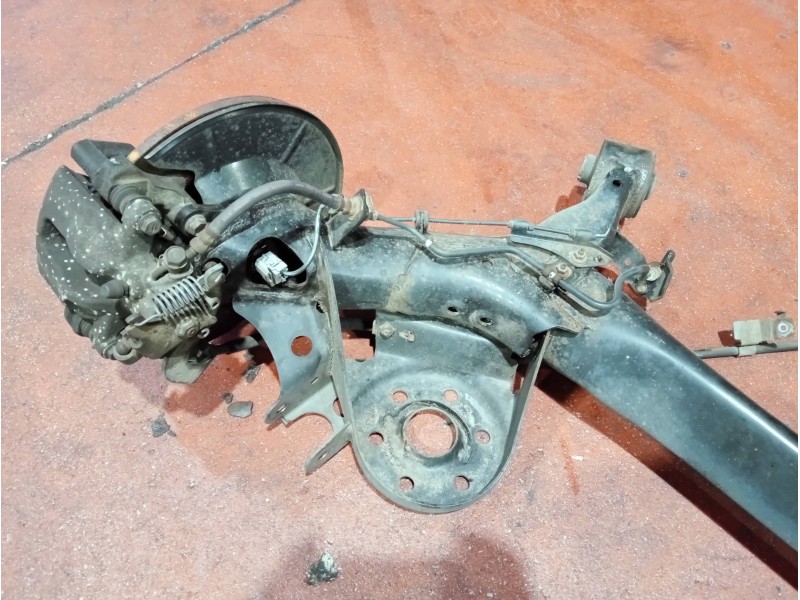 Recambio de puente trasero para toyota auris referencia OEM IAM   DISCO / ABS