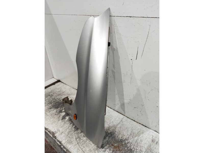 Recambio de aleta delantera izquierda para hyundai coupe (rd) referencia OEM IAM   