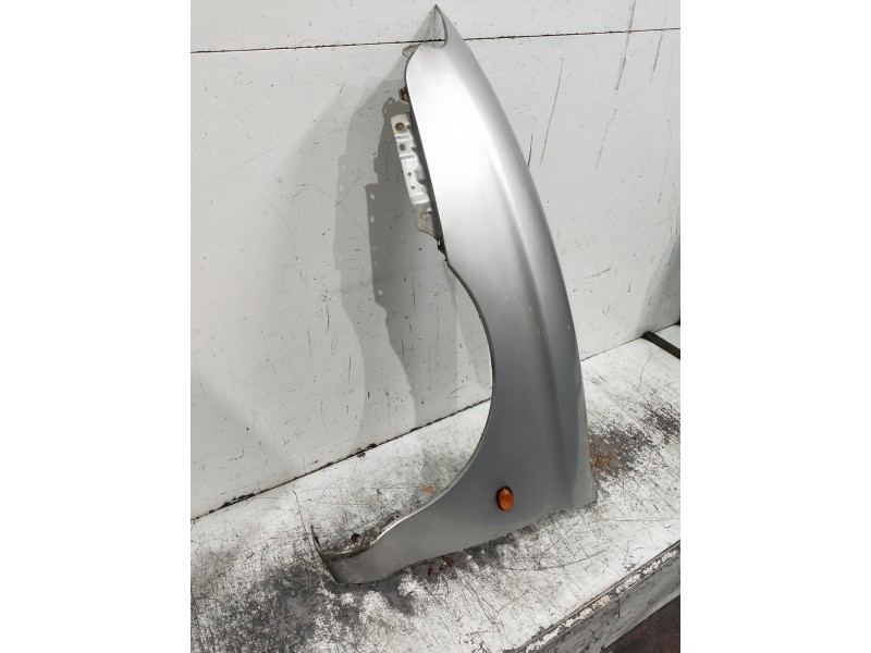 Recambio de aleta delantera izquierda para hyundai coupe (rd) referencia OEM IAM   