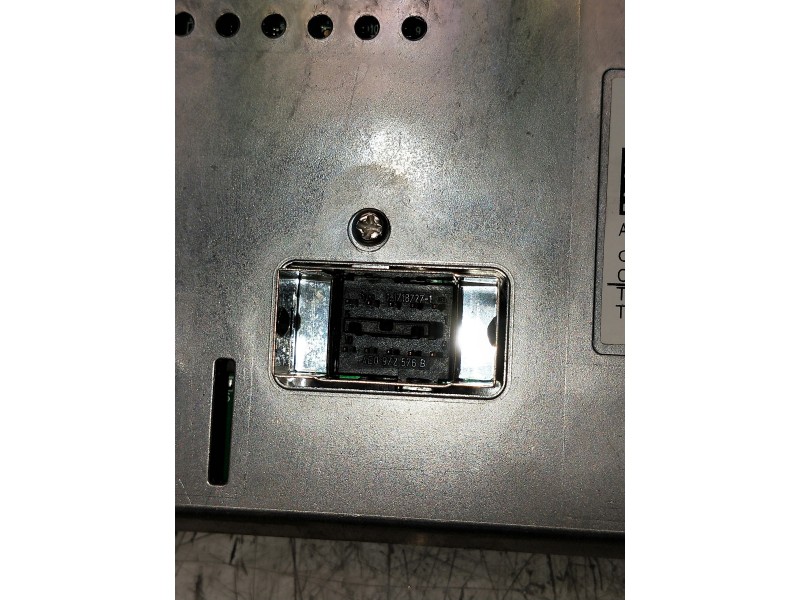 Recambio de pantalla multifuncion para audi a4 ber. (b8) referencia OEM IAM 8T0919603A 8T0919603A 