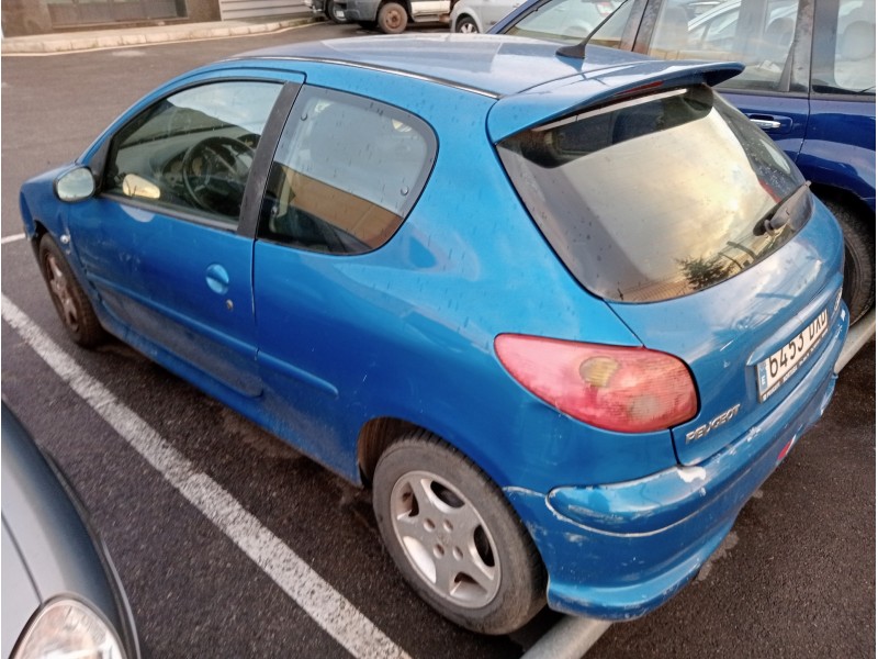 peugeot 206 berlina del año 2006