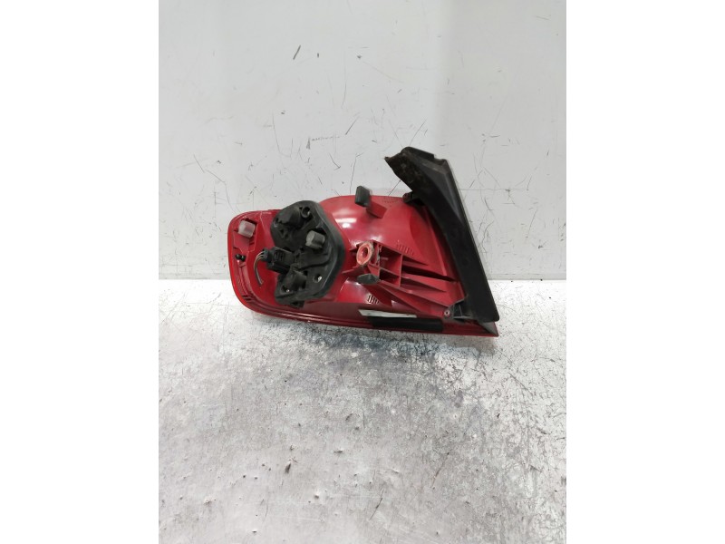 Recambio de piloto trasero derecho para audi a4 ber. (b8) referencia OEM IAM   