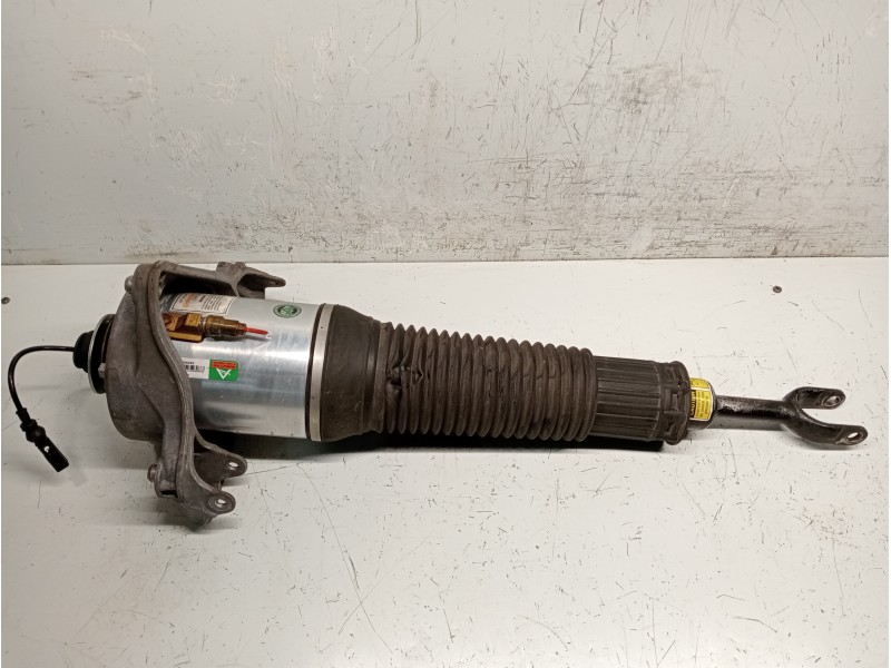 Recambio de amortiguador delantero izquierdo para audi a8 (4e2) referencia OEM IAM   