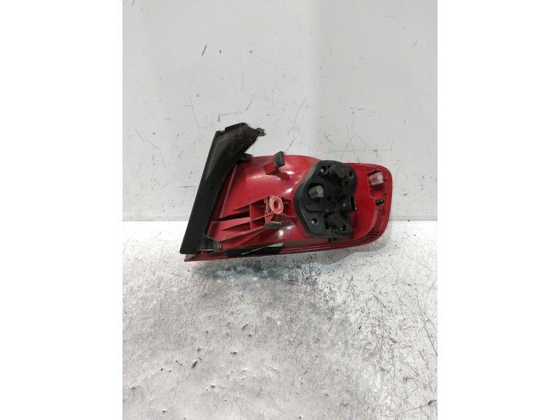 Recambio de piloto trasero izquierdo para audi a4 ber. (b8) referencia OEM IAM   