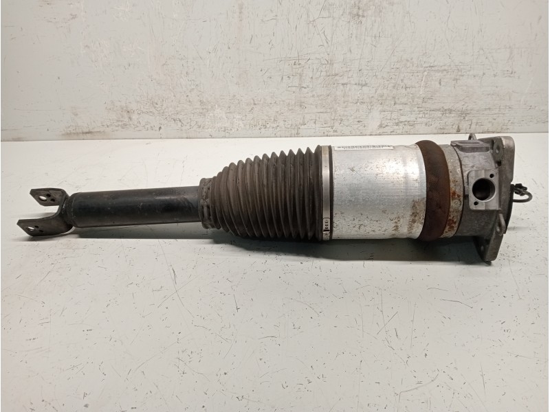 Recambio de amortiguador trasero izquierdo para audi a8 (4e2) referencia OEM IAM 4E0616001N  