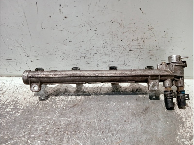 Recambio de rampa inyectora para volkswagen golf iv berlina (1j1) referencia OEM IAM 036133319  