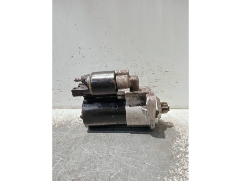 Recambio de motor arranque para volkswagen golf iv berlina (1j1) referencia OEM IAM 020911023 0001120402 