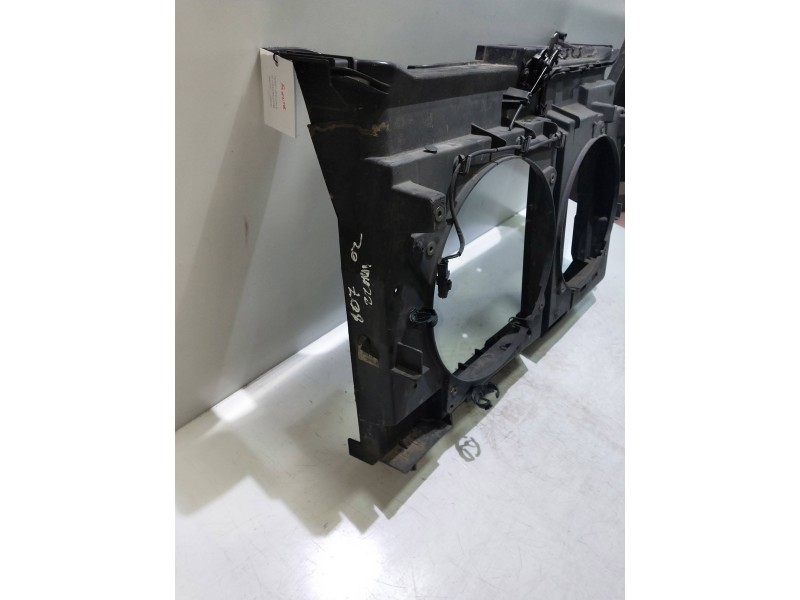 Recambio de panel frontal para peugeot 807 sr pack referencia OEM IAM 7212NR  