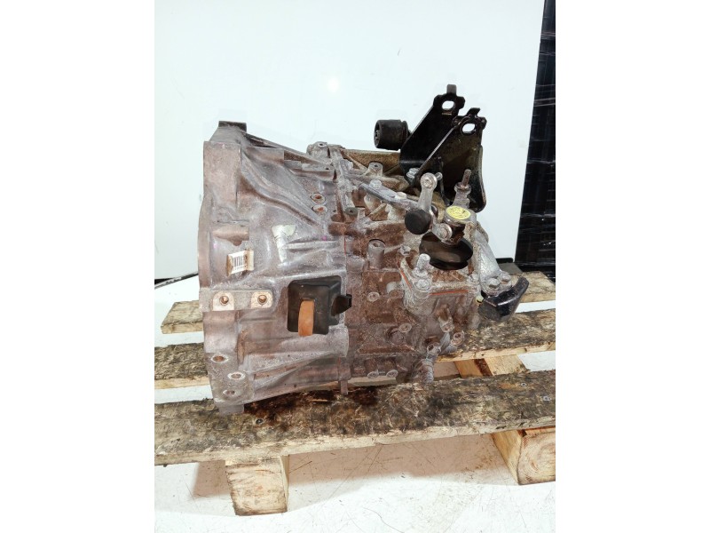 Recambio de caja cambios para toyota auris referencia OEM IAM   6V