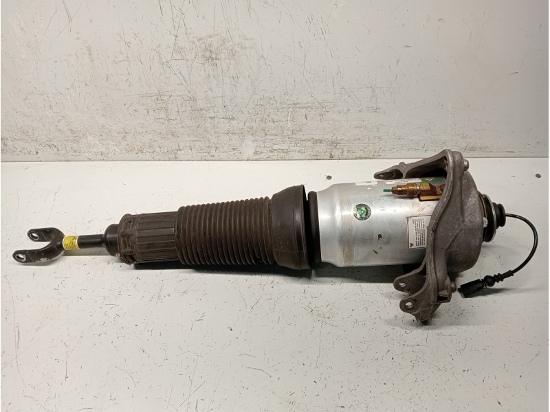 Recambio de amortiguador delantero derecho para audi a8 (4e2) referencia OEM IAM   