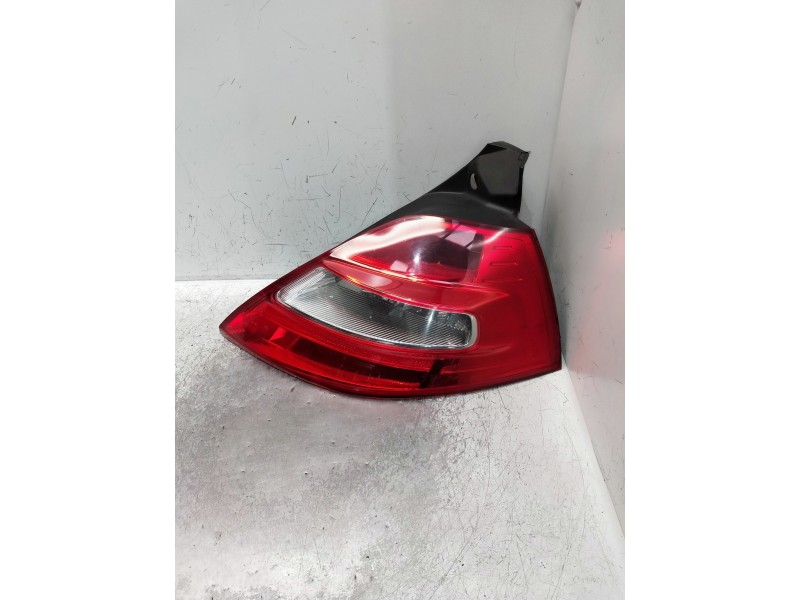 Recambio de piloto trasero derecho para renault megane ii berlina 5p referencia OEM IAM 89397355  