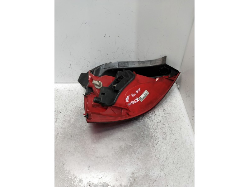 Recambio de piloto trasero derecho para renault megane ii berlina 5p referencia OEM IAM 89397355  