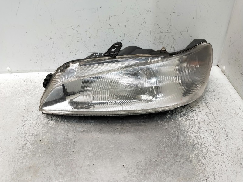 Recambio de faro izquierdo para peugeot 306 berlina 3/4/5 puertas (s2) referencia OEM IAM 9625305280 89000142 