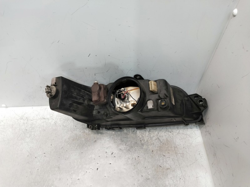 Recambio de faro izquierdo para peugeot 306 berlina 3/4/5 puertas (s2) referencia OEM IAM 9625305280 89000142 