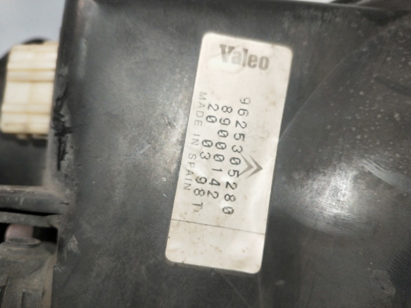 Recambio de faro izquierdo para peugeot 306 berlina 3/4/5 puertas (s2) referencia OEM IAM 9625305280 89000142 