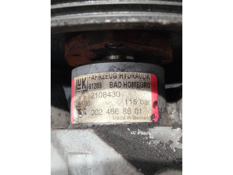 Recambio de bomba direccion para mercedes clase e (w210) berlina diesel 270 cdi (210.016) referencia OEM IAM 0024668801  