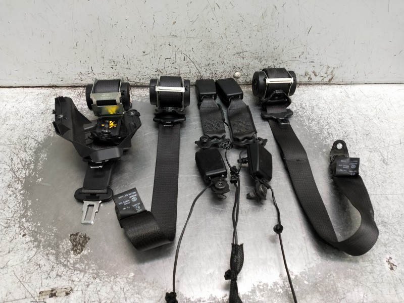 Recambio de juego cinturones trasero para opel zafira tourer referencia OEM IAM   5P