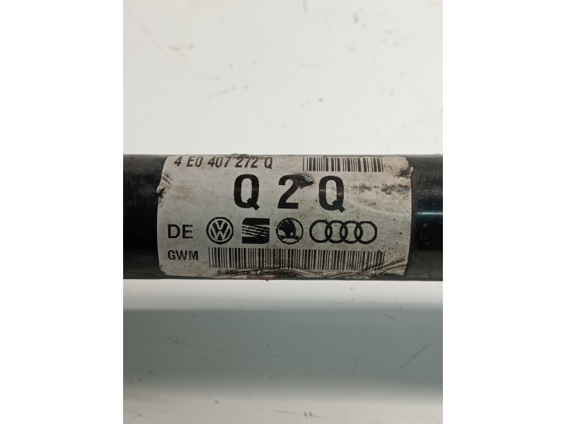 Recambio de transmision delantera derecha para audi a8 (4e2) referencia OEM IAM 4E0407272Q  
