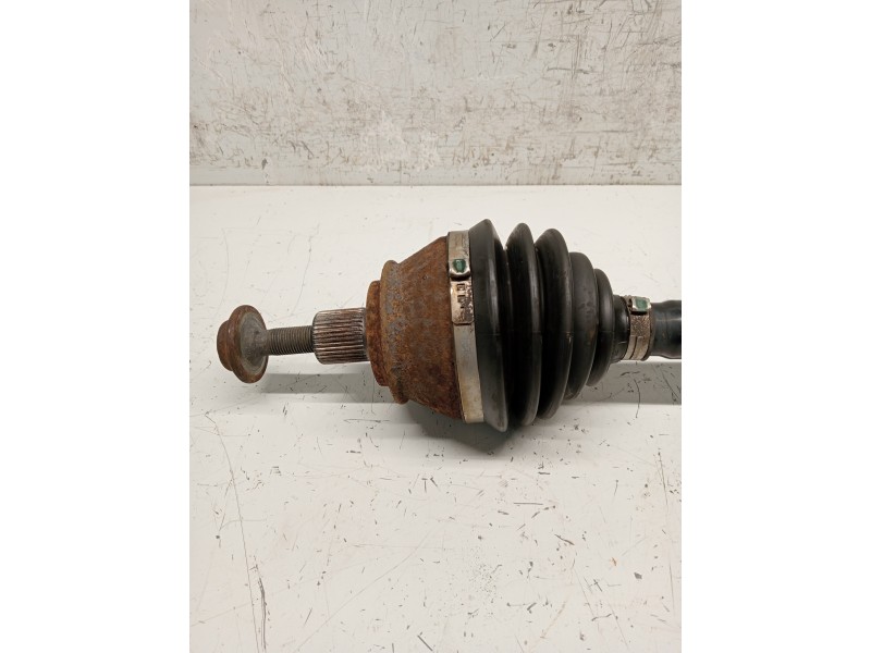 Recambio de transmision delantera izquierda para audi a8 (4e2) referencia OEM IAM 4E0407271N  