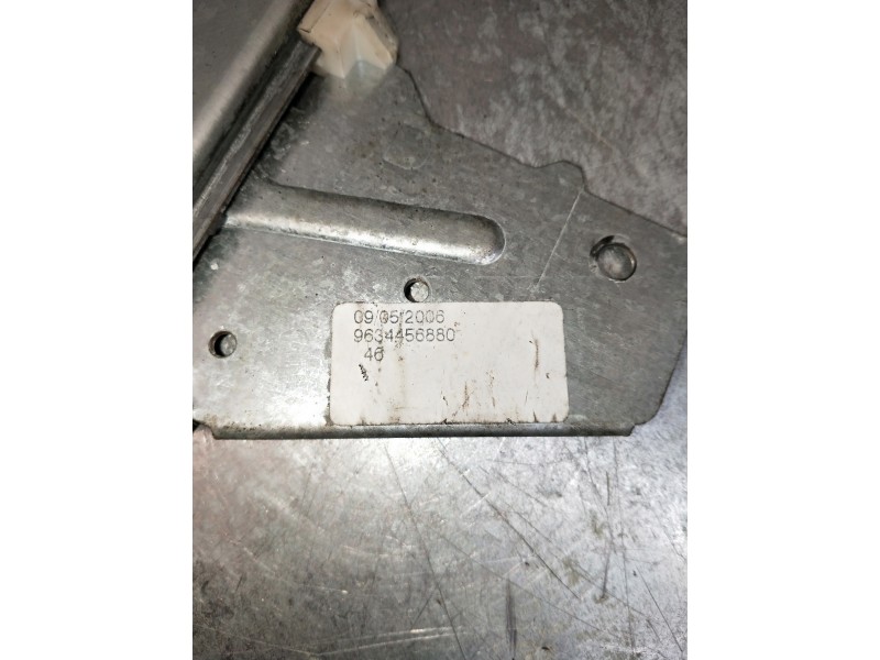 Recambio de elevalunas delantero derecho para peugeot 307 break/sw (s2) referencia OEM IAM 9681587180 9634456880 5P