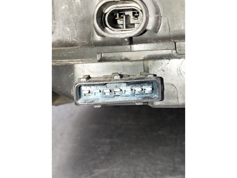 Recambio de faro izquierdo para fiat punto berlina (188) referencia OEM IAM   