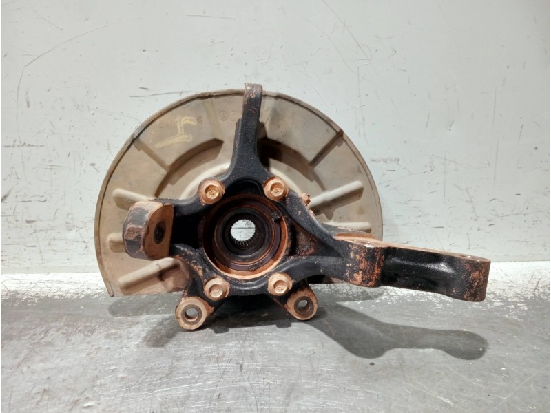 Recambio de mangueta delantera izquierda para suzuki grand vitara jb (jt) referencia OEM IAM   