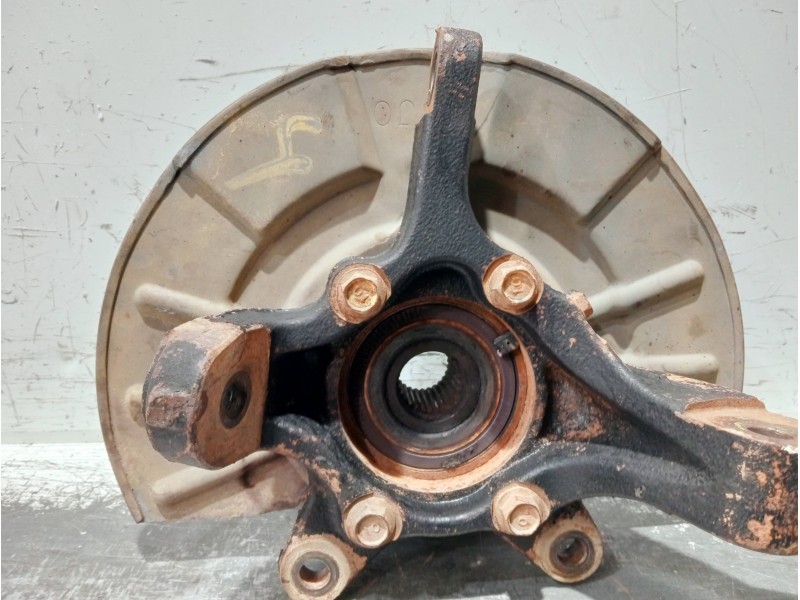 Recambio de mangueta delantera izquierda para suzuki grand vitara jb (jt) referencia OEM IAM   