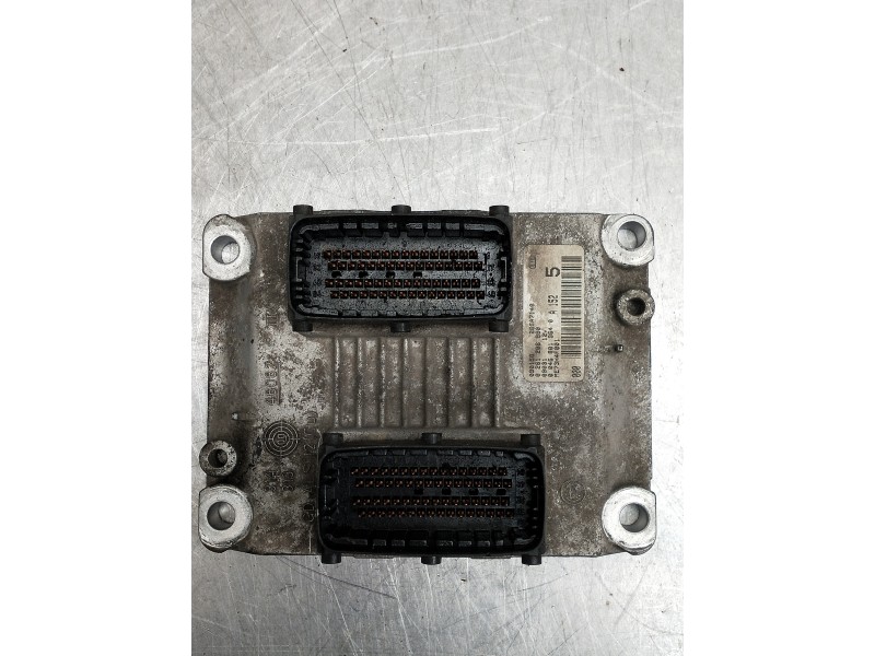 Recambio de centralita motor uce para fiat punto berlina (188) referencia OEM IAM 26SA7140 0261206980 