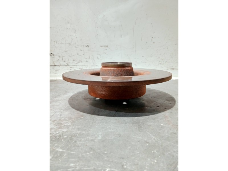 Recambio de disco freno trasero para renault megane ii berlina 5p referencia OEM IAM   